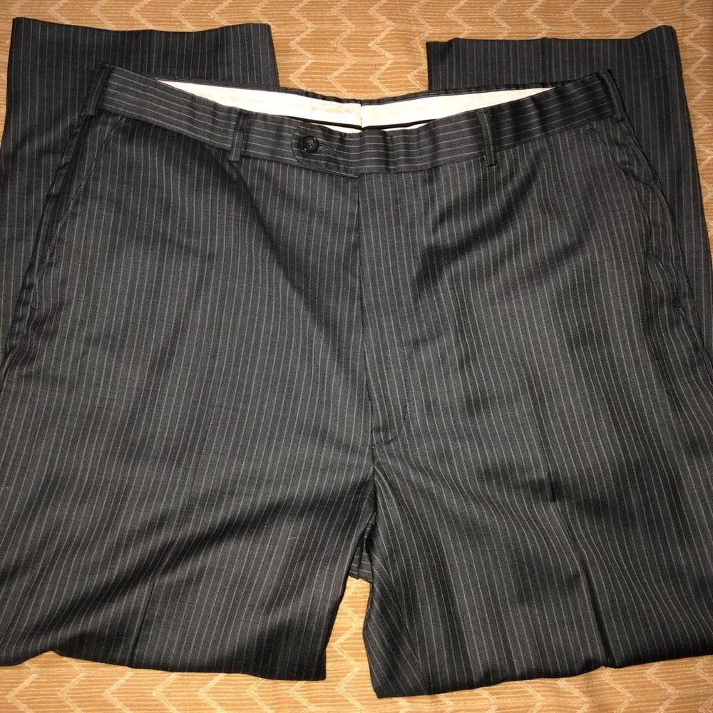 Men’s grey dress pants 40 waist 32 length